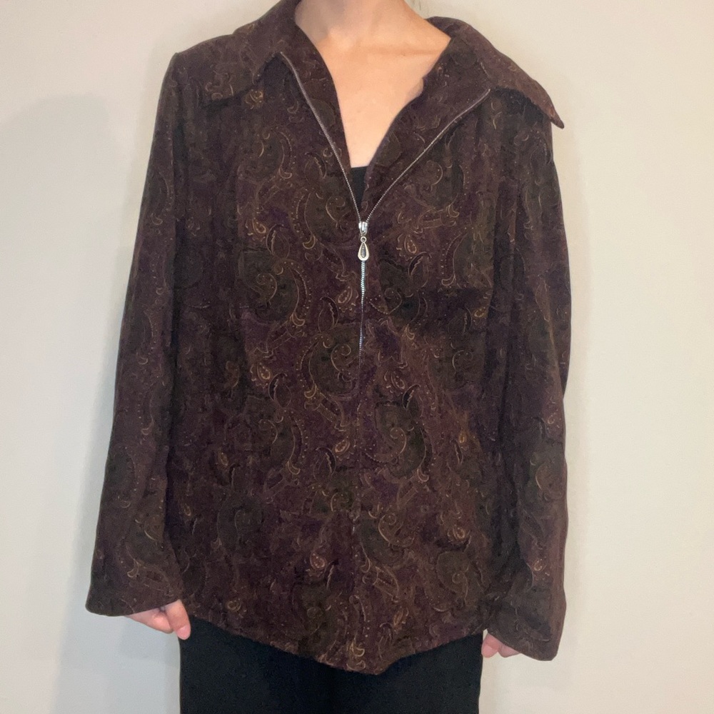 Beautiful notations zip up sweater